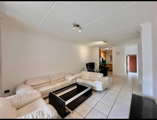 2 BEDROOM PROPERTY TO RENT IN MORNINGSIDE